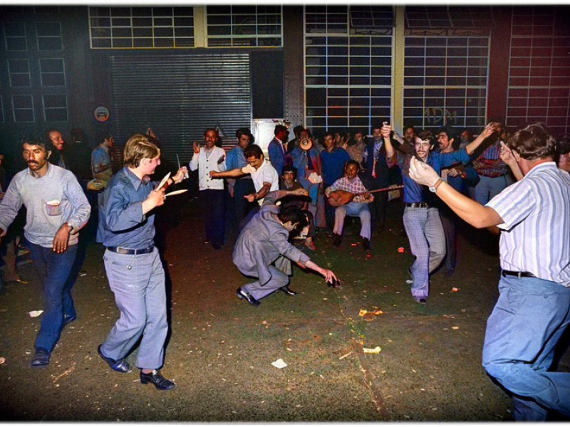 Ford-Streik in Köln 1973 Nachts. Foto: Gernot Huber